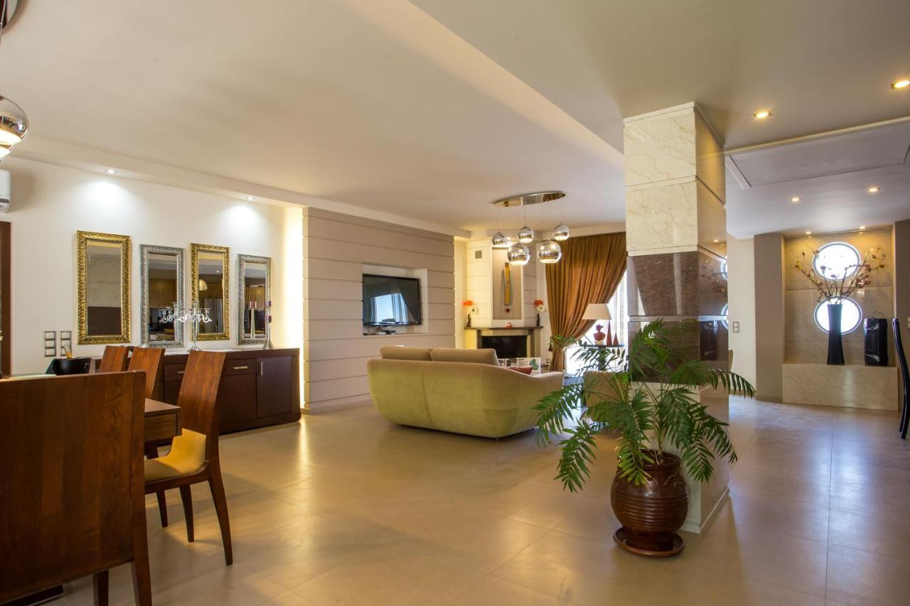 Des & Coo Luxury Villa With Private Pool 法里拉基 外观 照片